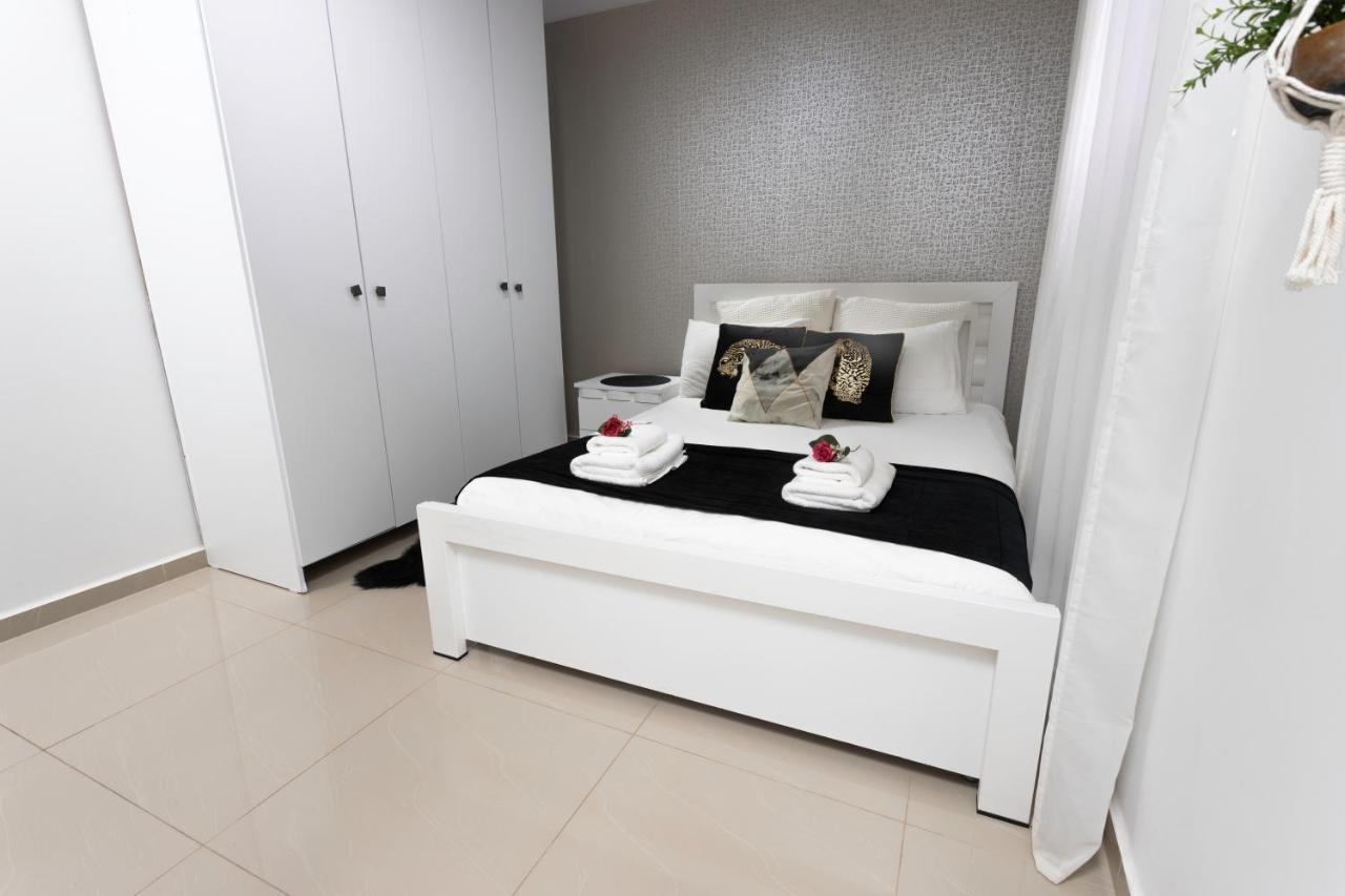 Yalarent Seaview 3Br Apt - Families Only Eilat Exterior photo