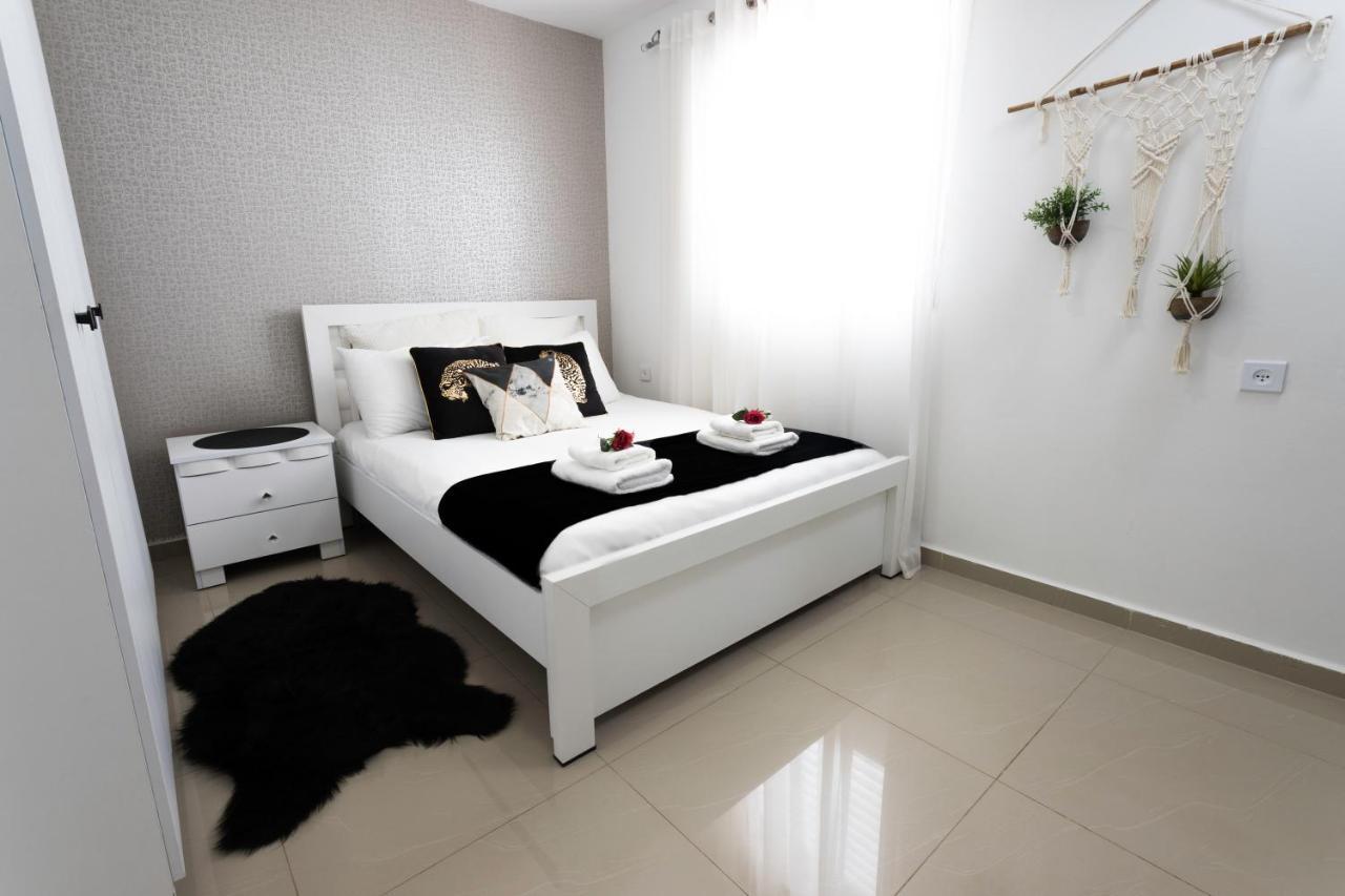 Yalarent Seaview 3Br Apt - Families Only Eilat Exterior photo